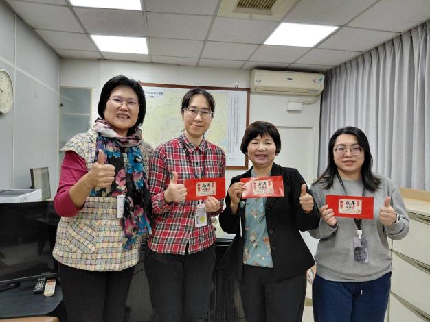 東區戶政迎新春_登記股02