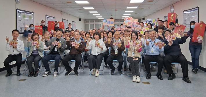 勇媽市長致贈新年小紅包