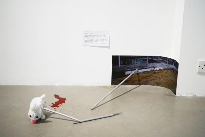 leelichung_2021_pleaseletmeknowifyouseehim2021_exhibition07