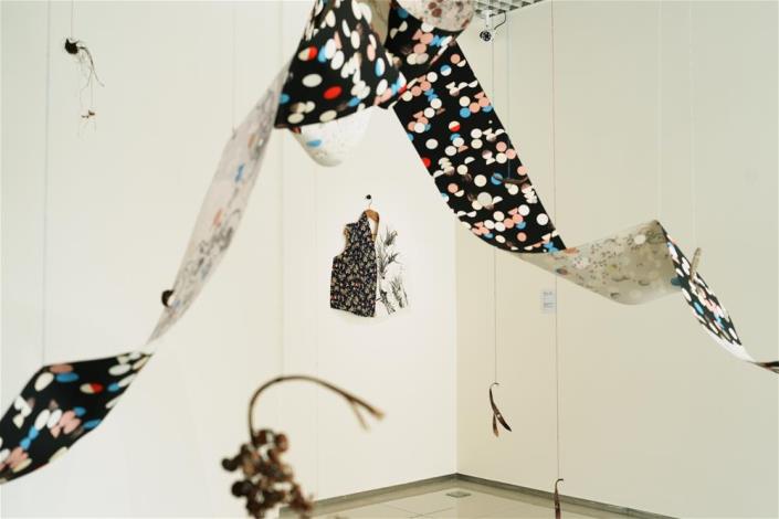 leelichung_2021_pleaseletmeknowifyouseehim2021_exhibition07